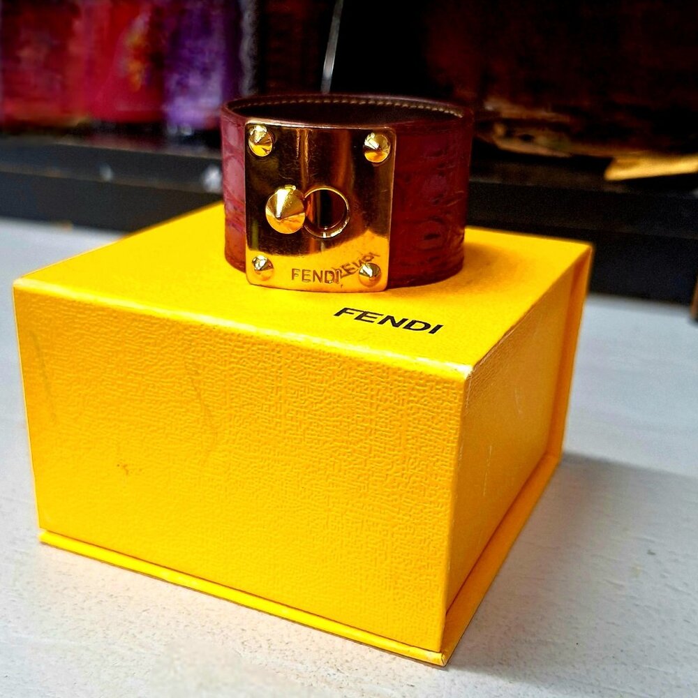 FENDI Leather Bracelet, red cuff